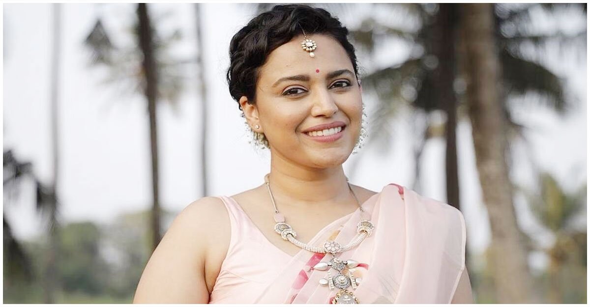 Swara Bhasker pool photos :सलवार सूट उतार बिकनी पहन पूल में उतरी स्वरा भास्कर, तस्वीर देख उड़े लोगों के होश कहा ‘बुर्का किधर है’